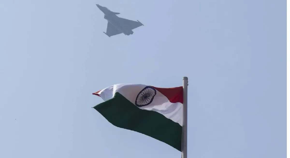 भारत-फ्रांस में 63 हजार करोड़ की डील, नौसेना को मिलेंगे 26 राफेल फाइटर जेट