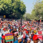 employees-protest-for-restoration-of-old-pension- delhi