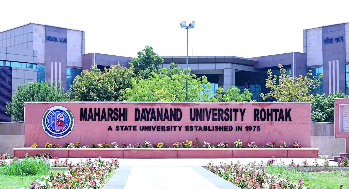 MD-university-workers-periods