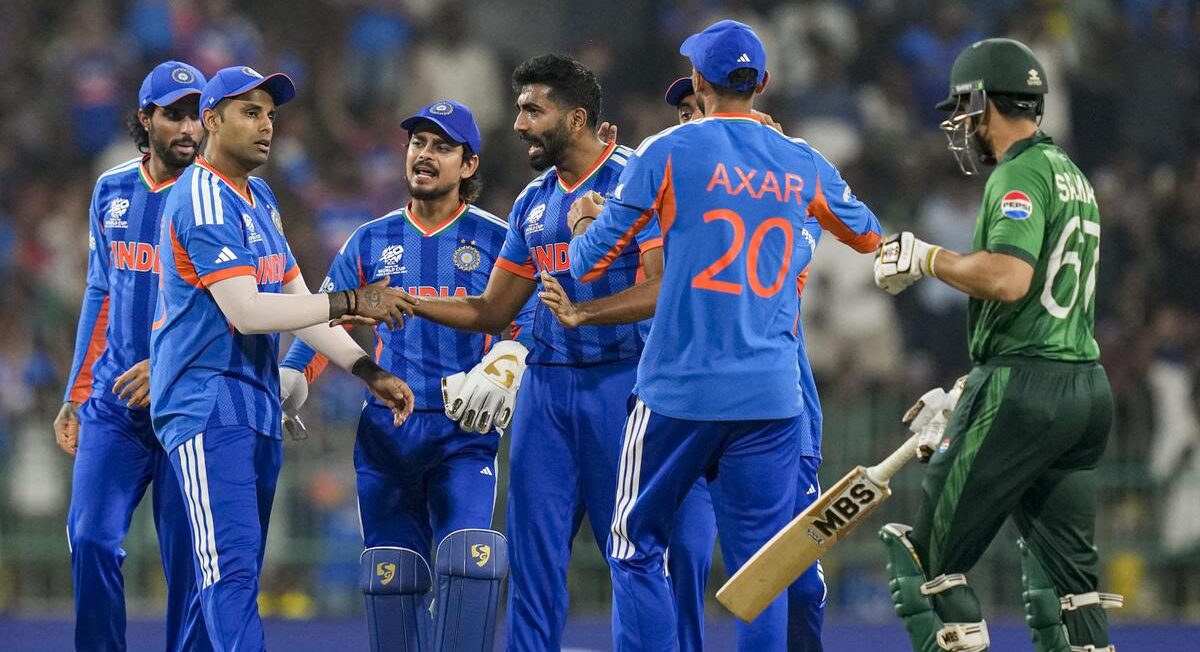 india-beats-pakistan-8th-time-in-t20-world-cup-history