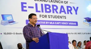 kejrwal-launches-free-digital-elibrary-in-goa