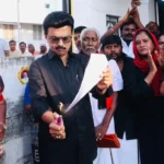 Tamil Nadu CM Stalin hoisting black flag in houses