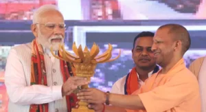 pm_modi_varanasi_visit_2_23916401