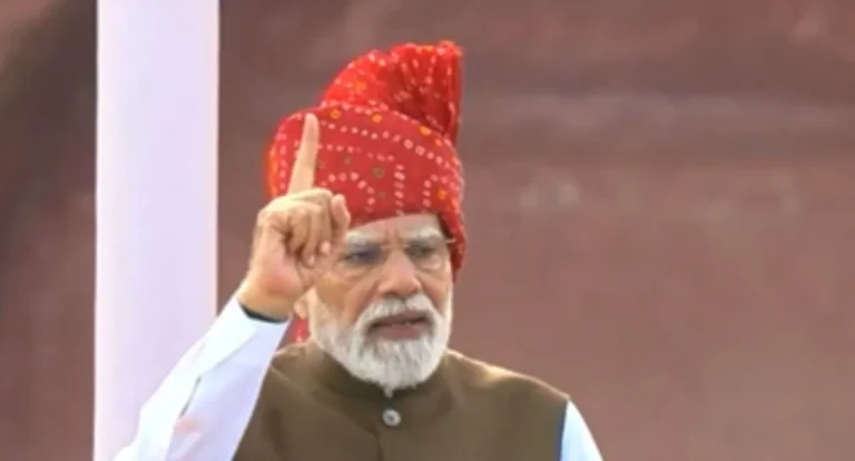 ideological-naxals-are-more-dangerous-than-armed-naxals-why-pm-modi red fort