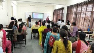 punjab- 21850-teachers-in-12-districts-will-be-trained-against-drug-abuse