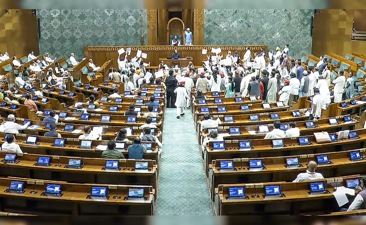 sansad mey hangama