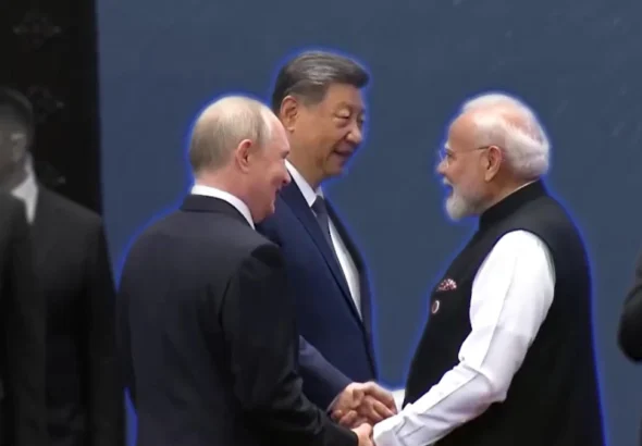 pm-modi-xi-jinping-vladimir-putin-handshake-shahbaz-shareef-sco-summit